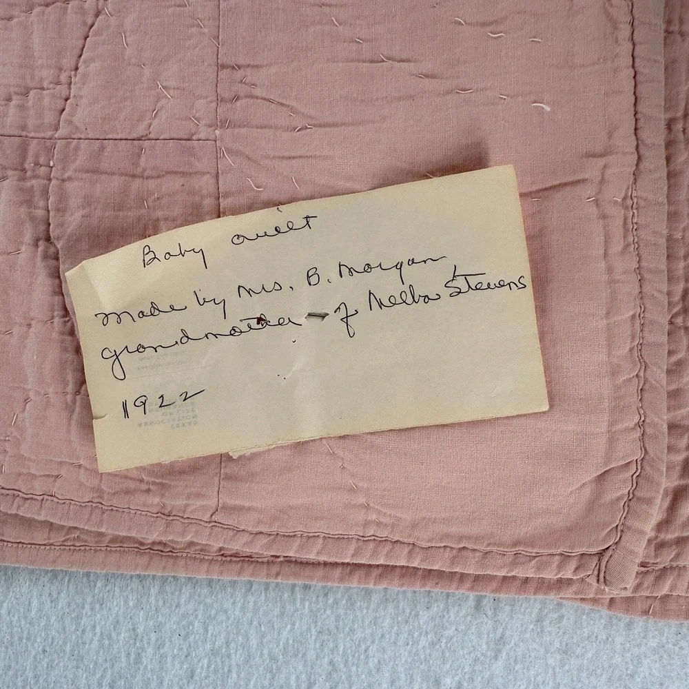 Antique‎ Vintage Handstitched Pieced Quilt Pink & White Baby Blanket 60X77